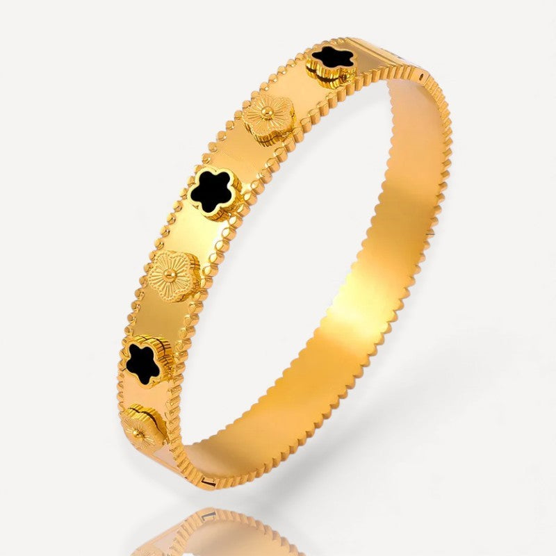 Clover Luxe Bangle